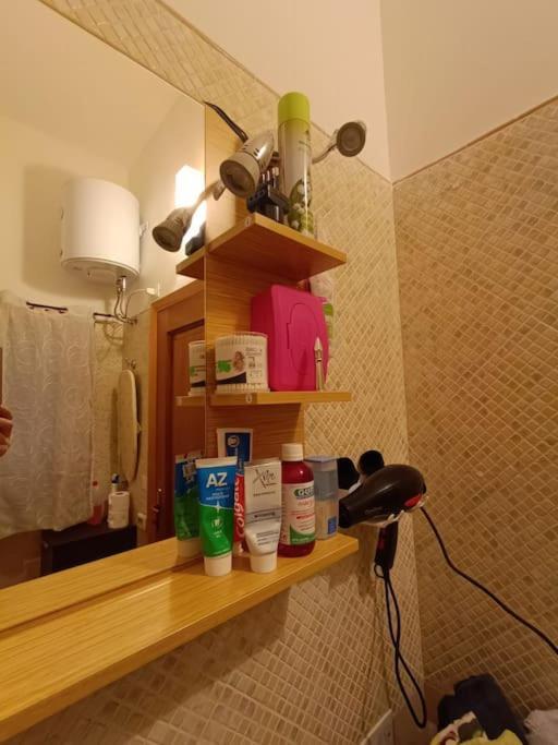 "Orchidea" Camera Privata Nell'Appartamento Condiviso Κάλιαρι Εξωτερικό φωτογραφία